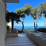 George's Sea View Penthouse Apartamento Sarandë