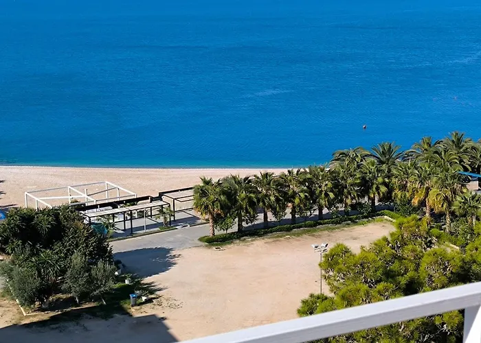 George's Sea View Penthouse Sarandë