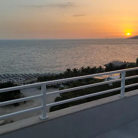 Апартаменты George's Sea View Penthouse *