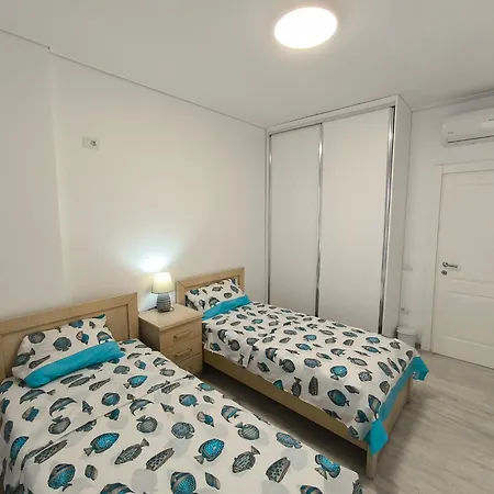 Апартаменты George's Sea View Penthouse Саранда