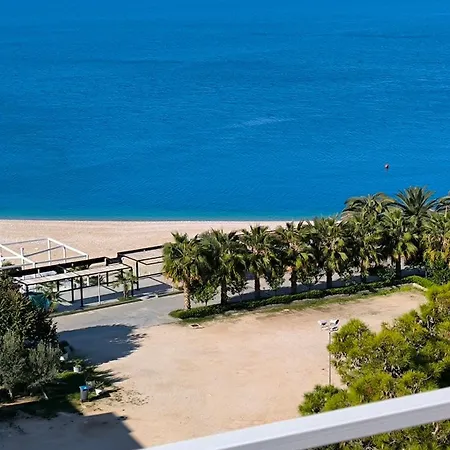 George's Sea View Penthouse Саранда