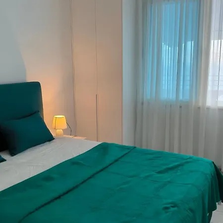 George's Sea View Penthouse *