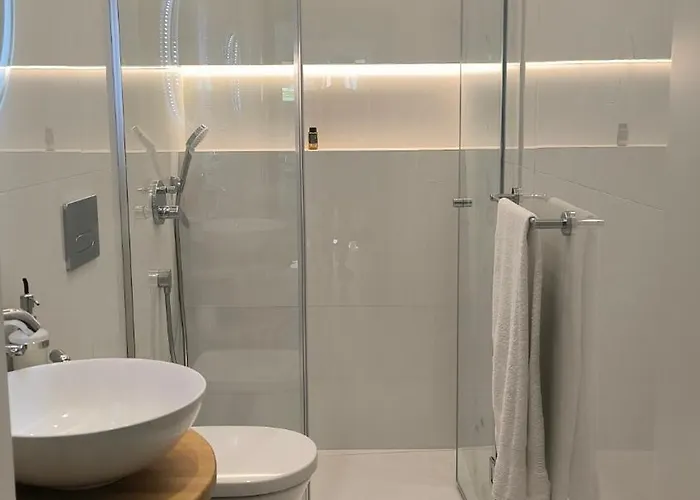 George's Sea View Penthouse Sarandë